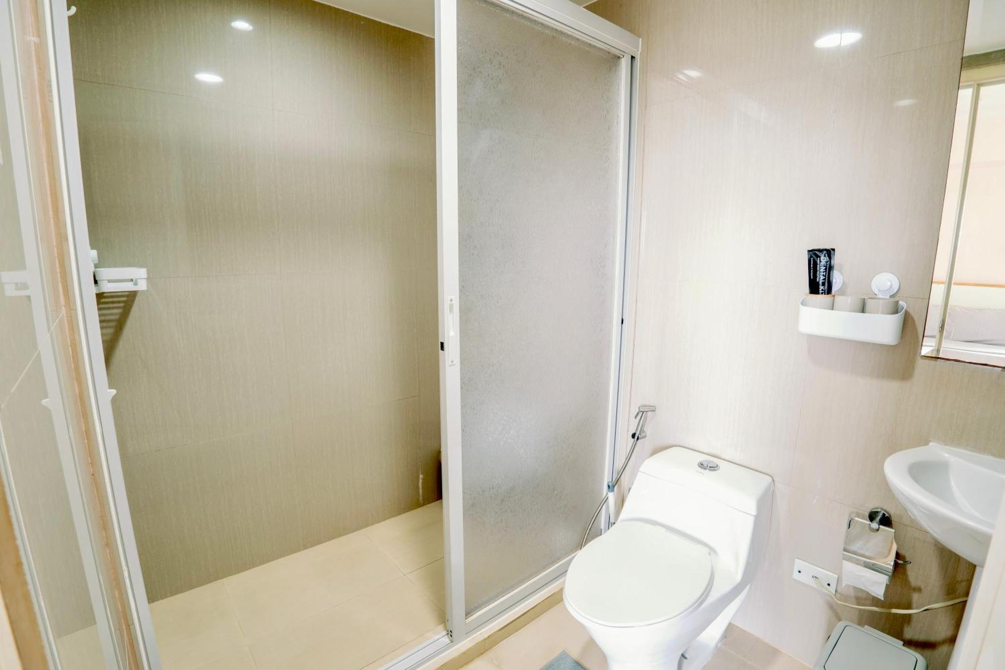 Spacious 2Br At Soma Bgc Near Sm Aura And Bonifacio High Street Manila Exterior photo